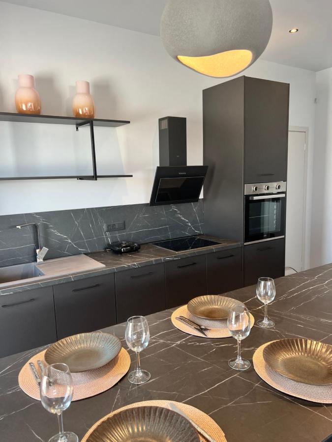 פליראקי Cora May Central Villa With Private Pool 200M To The Beach מראה חיצוני תמונה