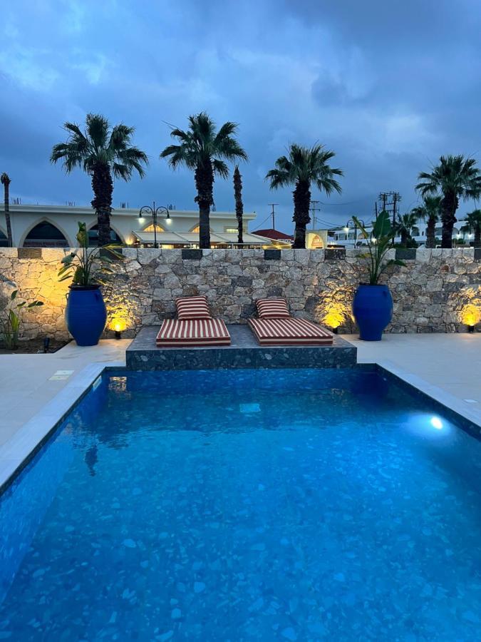 פליראקי Cora May Central Villa With Private Pool 200M To The Beach מראה חיצוני תמונה